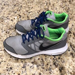 🎉Host Pick 3/9/2018🎉 NIKE Downshifter 6